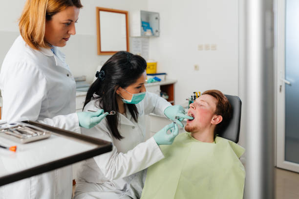 Best Weekend Emergency Dentist in Walnut Cove, NC